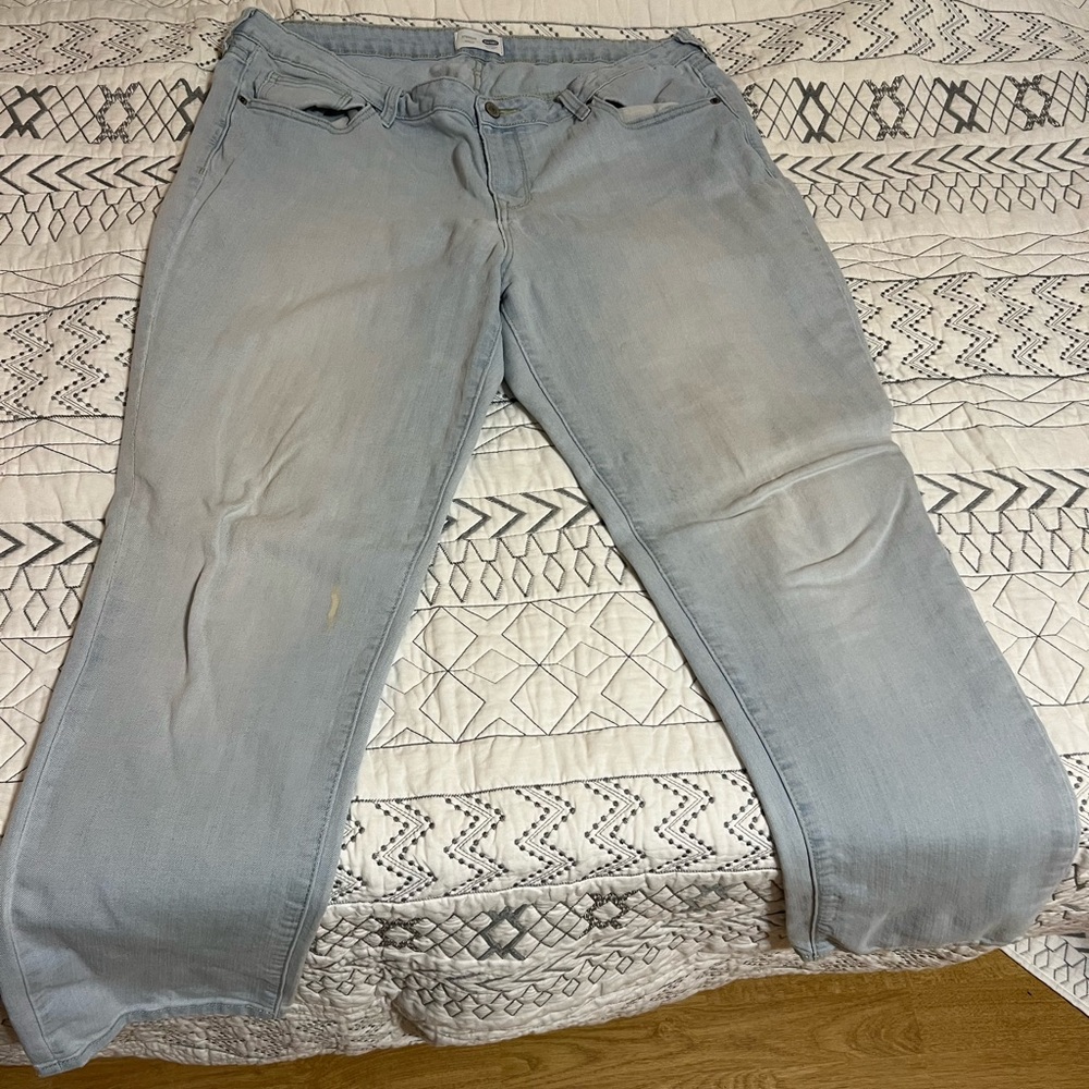 Ladies Stone, washed jeans, paint spot on right leg